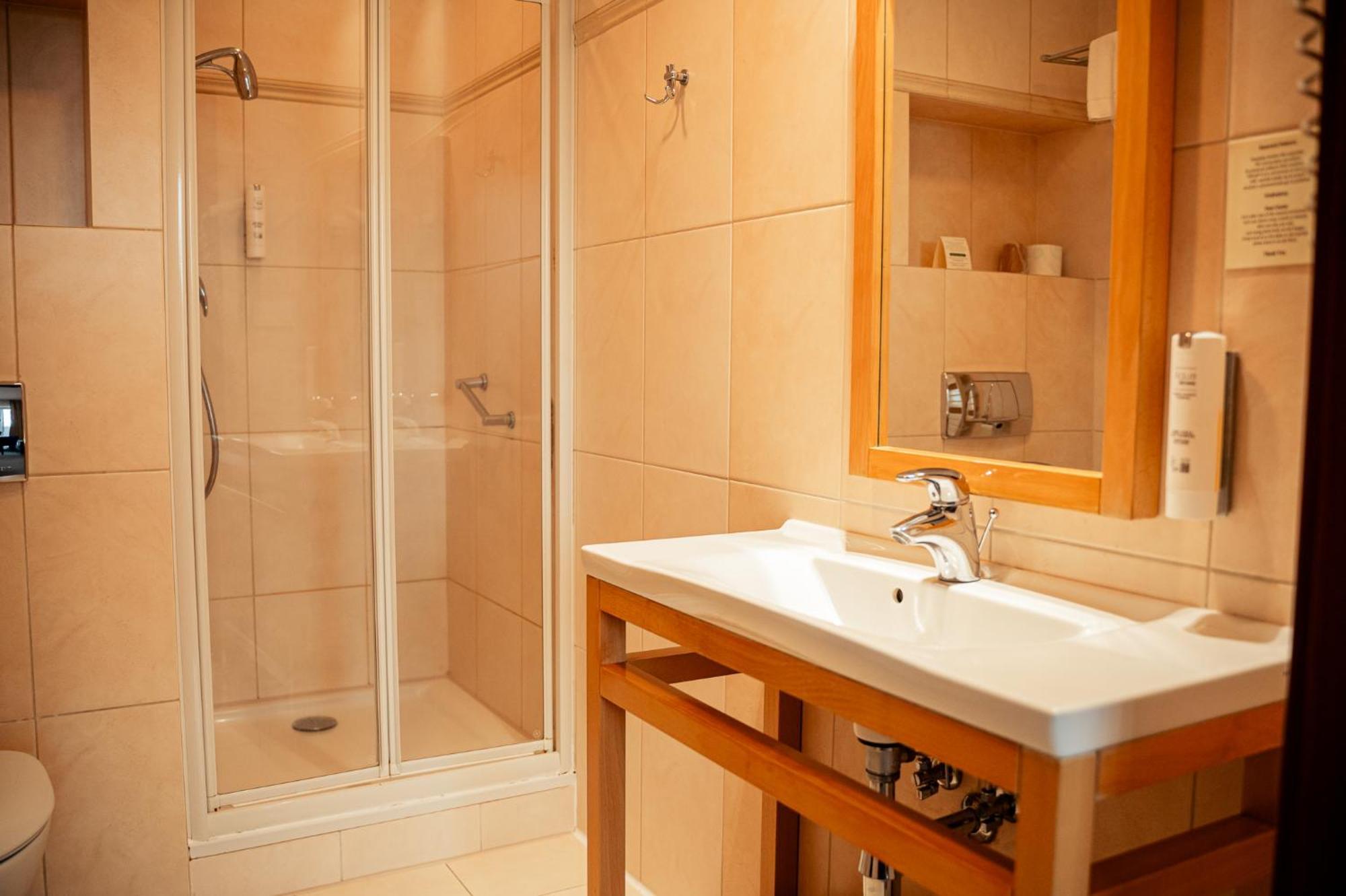 Hotel Kuracyjny Spa & Wellness Gdynia Bagian luar foto